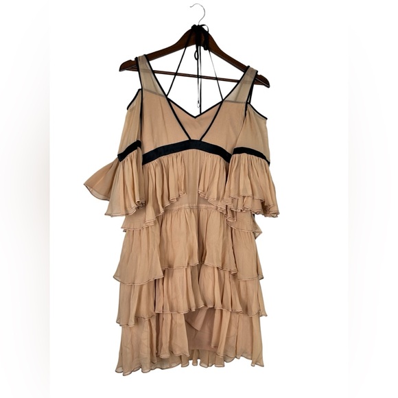 Cinq à Sept Blush Ruffle Mini Dress Sz 6 - Picture 5 of 8